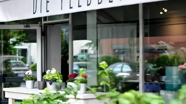 Der Verkaufsraum der Feldblume auf einem Telefonbildschirm